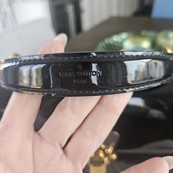 **SOLD**Louis Vuitton Cherrywood Vernis PM Handbag - Picture 4 of 16